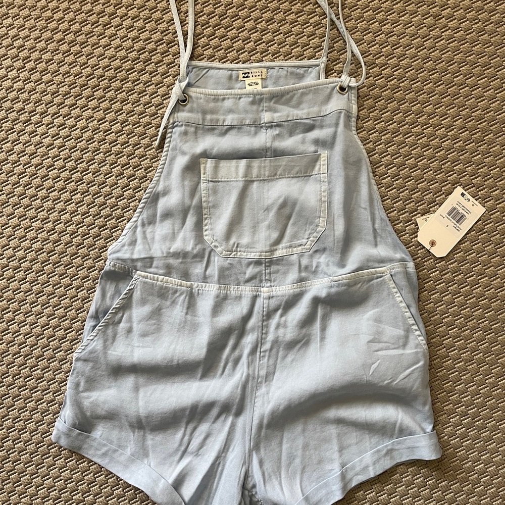 Billabong women’s overall shorts